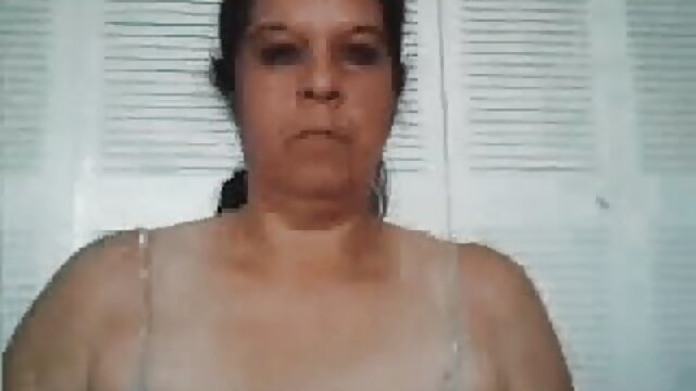 Visoka definicija :  Pohotnu ženu pojebao producent umjesto intervjua Seksi pornić 