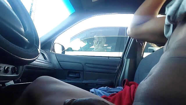 Visoka definicija :  Elegantna crnka žudi za nekim vrućim jebanjem kod kuće Seksi pornić 